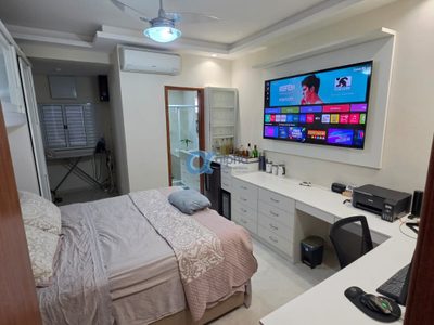 Casa, 4 quartos, 370 m² - Foto 1