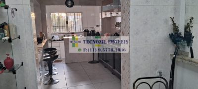 Sobrado, 3 quartos, 215 m² - Foto 1