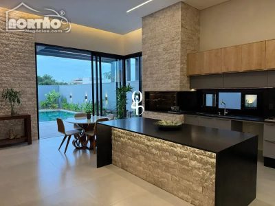 Casa, 1 quarto, 194 m² - Foto 4