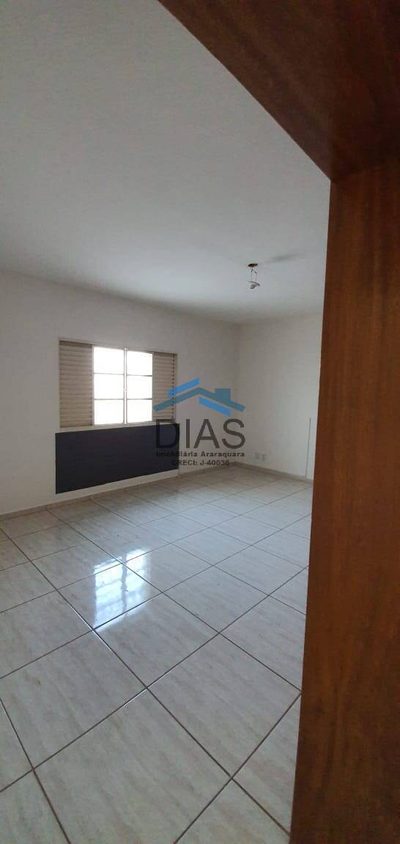 Casa, 3 quartos, 218 m² - Foto 4
