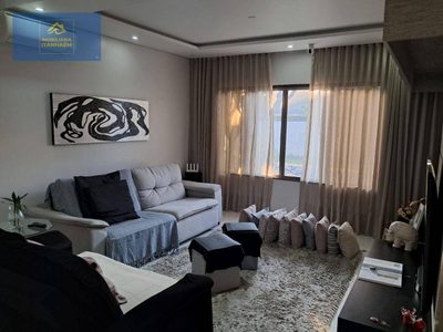 Sobrado, 3 quartos, 239 m² - Foto 4