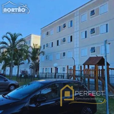 Casa, 3 quartos, 239 m² - Foto 1