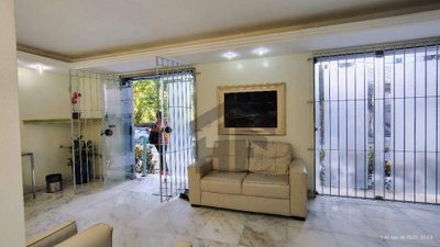 Casa, 10 quartos, 252 m² - Foto 3