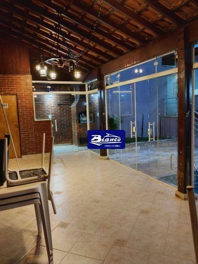 Casa, 3 quartos, 250 m² - Foto 4