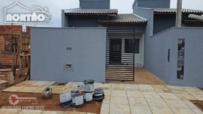 Casa, 3 quartos - Foto 1
