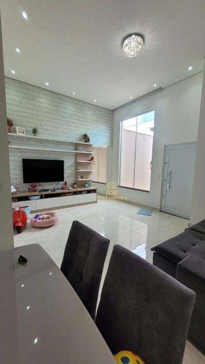 Casa, 3 quartos, 130 m² - Foto 1