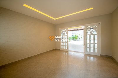 Casa, 4 quartos, 184 m² - Foto 2
