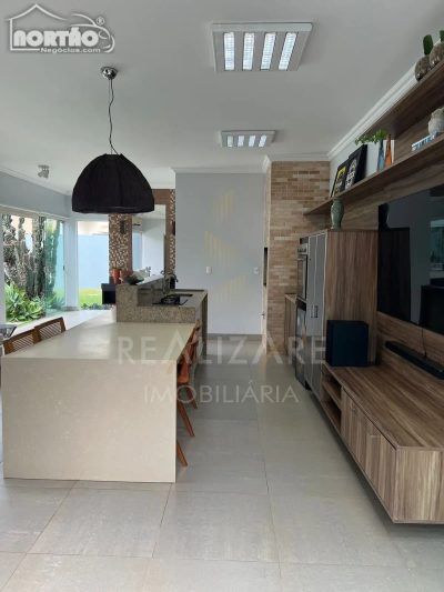 Casa, 4 quartos, 225 m² - Foto 5
