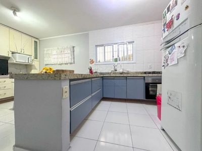 Sobrado, 3 quartos, 176 m² - Foto 5