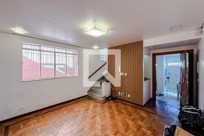 Casa, 3 quartos, 253 m² - Foto 2