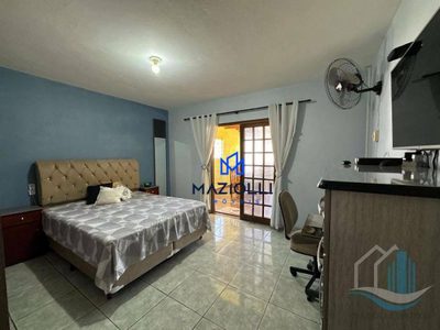 Casa, 4 quartos, 220 m² - Foto 1
