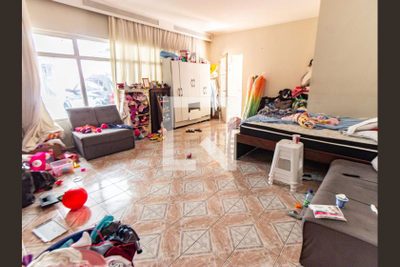 Casa, 3 quartos, 200 m² - Foto 4