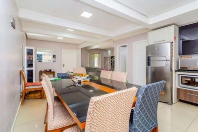 Casa, 4 quartos, 225 m² - Foto 1