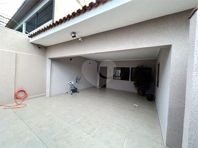 Casa, 3 quartos, 208 m² - Foto 2