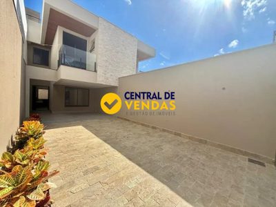 Casa, 4 quartos, 157 m² - Foto 1