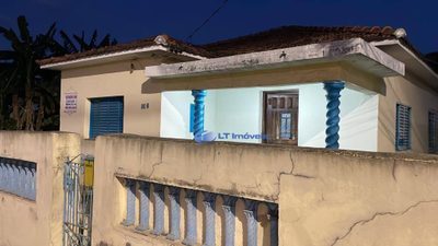 Casa, 2 quartos, 300 m² - Foto 1