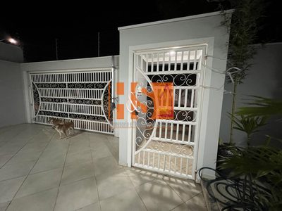 Casa, 3 quartos, 300 m² - Foto 4