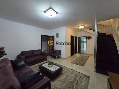 Sobrado, 3 quartos, 304 m² - Foto 1