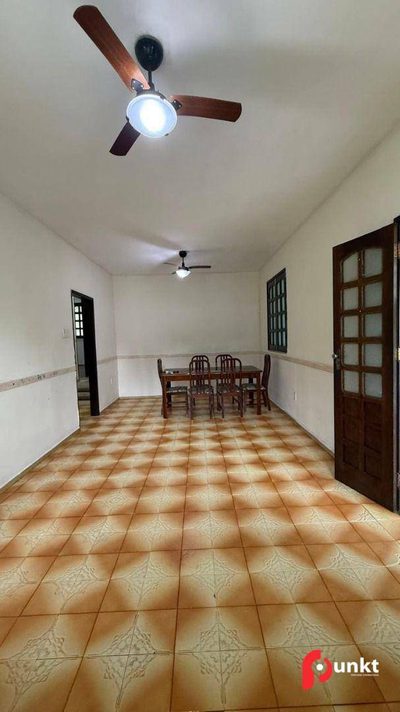 Casa, 3 quartos, 200 m² - Foto 4