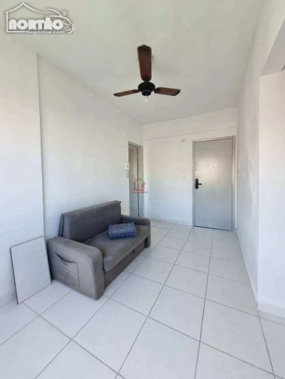 Casa, 2 quartos, 42 m² - Foto 1