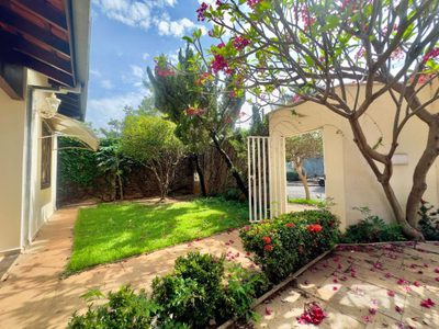 Casa, 3 quartos, 328 m² - Foto 2