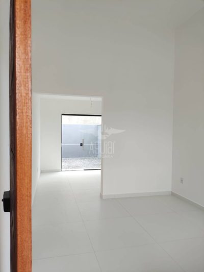 Casa, 3 quartos, 64 m² - Foto 2