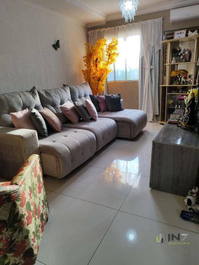 Casa, 3 quartos, 177 m² - Foto 1