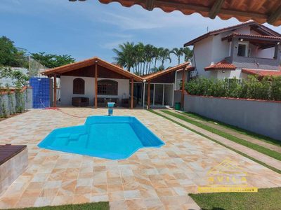 Casa, 3 quartos, 131 m² - Foto 1