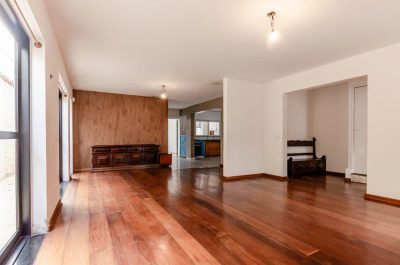 Sobrado, 4 quartos, 214 m² - Foto 1