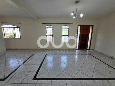 Casa, 3 quartos, 200 m² - Foto 2