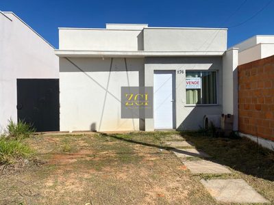 Casa, 2 quartos, 150 m² - Foto 1