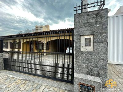 Casa, 3 quartos, 300 m² - Foto 2