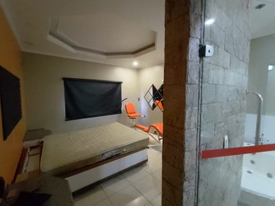 Prédio Inteiro, 2019 m² - Foto 1