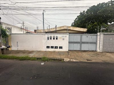 Casa, 2 quartos, 30 m² - Foto 1