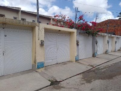 Casa, 3 quartos, 217 m² - Foto 1