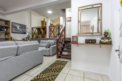 Casa, 3 quartos, 183 m² - Foto 1