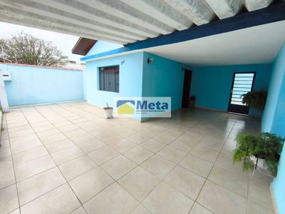 Casa, 3 quartos, 200 m² - Foto 1
