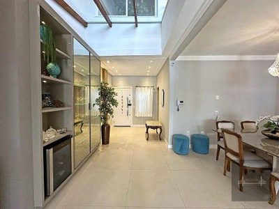 Casa, 3 quartos, 384 m² - Foto 1