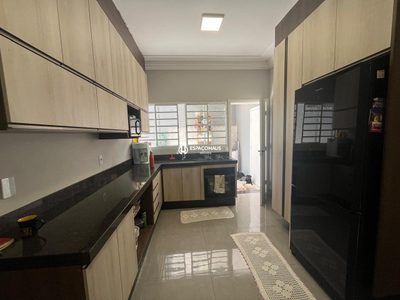 Casa, 3 quartos, 190 m² - Foto 4