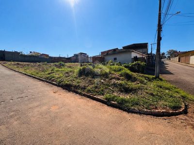 Terreno, 1200 m² - Foto 1