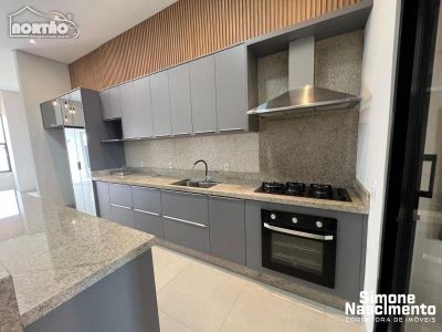 Casa, 3 quartos, 174 m² - Foto 1