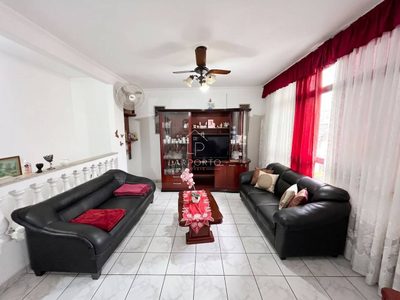 Casa, 3 quartos, 114 m² - Foto 1