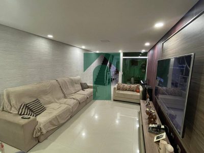 Sobrado, 33 quartos, 250 m² - Foto 1