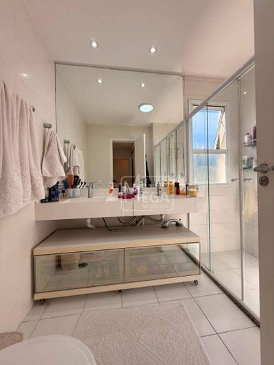 Apartamento, 3 quartos, 158 m² - Foto 2