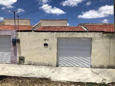 Casa, 2 quartos, 61 m² - Foto 1