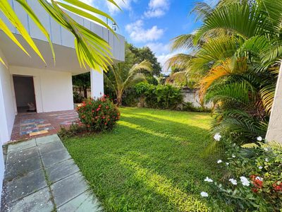 Casa, 4 quartos, 220 m² - Foto 1