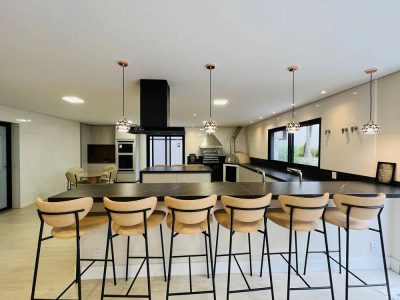 Casa, 5 quartos, 618 m² - Foto 1