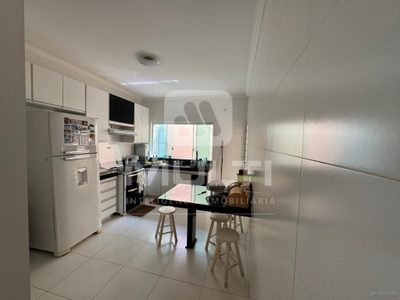 Casa, 4 quartos, 240 m² - Foto 3