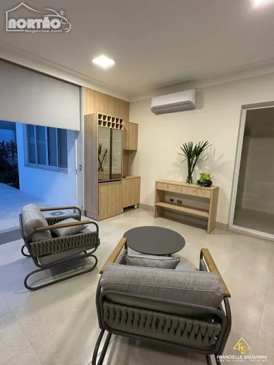 Casa, 1 quarto, 370 m² - Foto 3