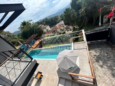 Casa, 4 quartos, 386 m² - Foto 1